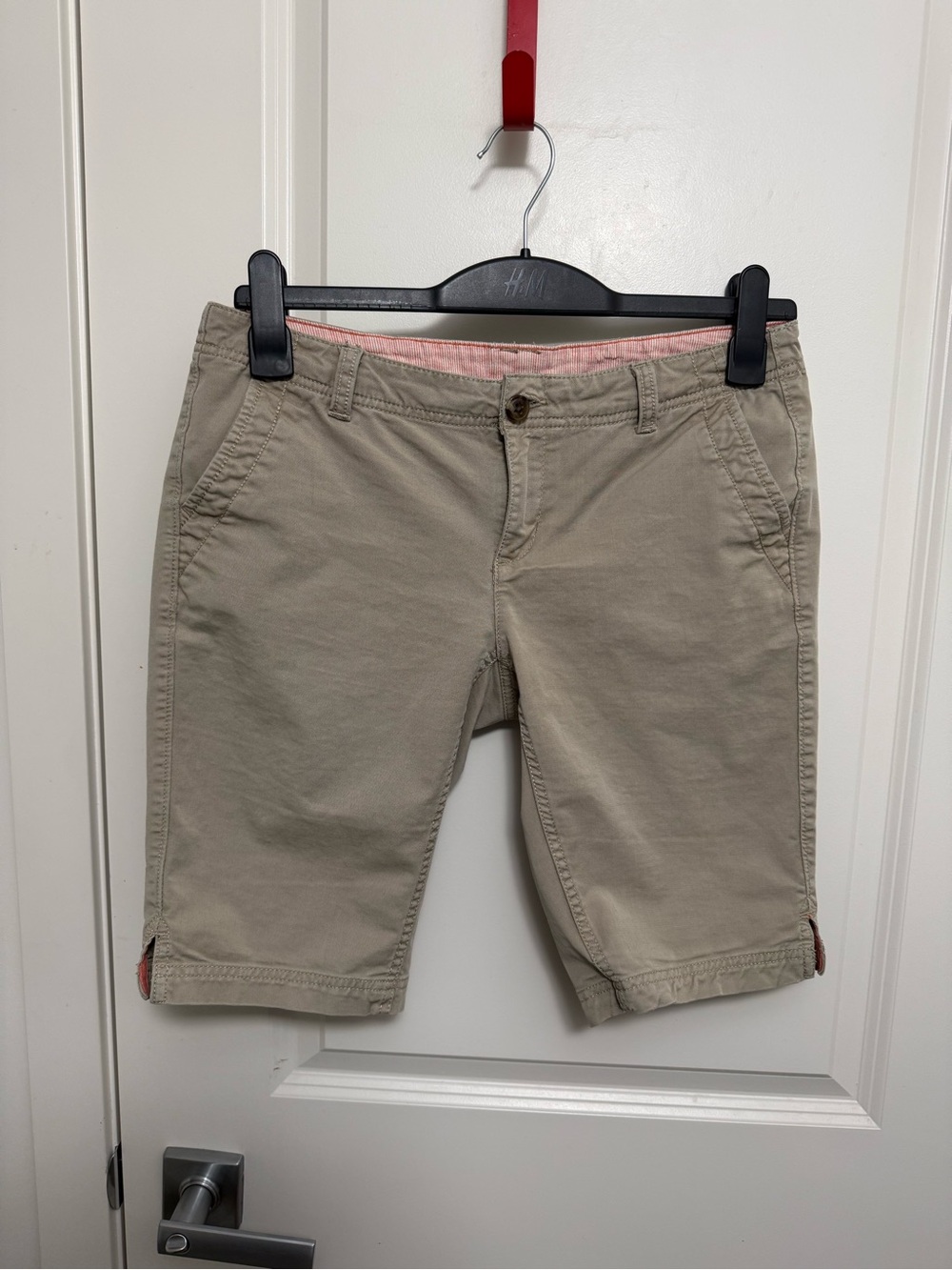 The North Face Women's Beige Hiking Cotton Shorts in size 6 Regular